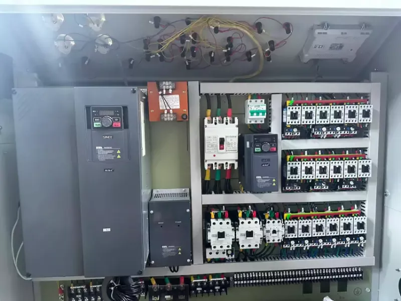 Hydro-mechanical Block Machine